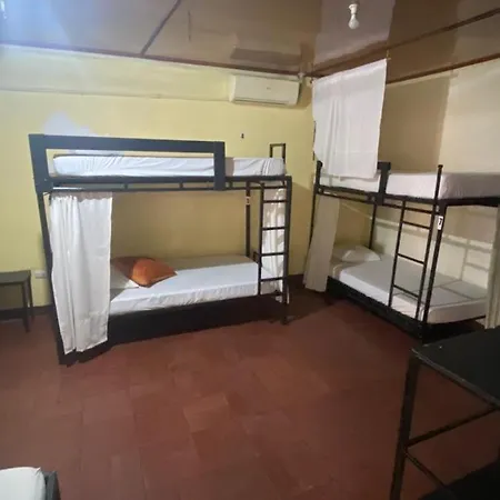 Hostel Pura Vida En Liberia